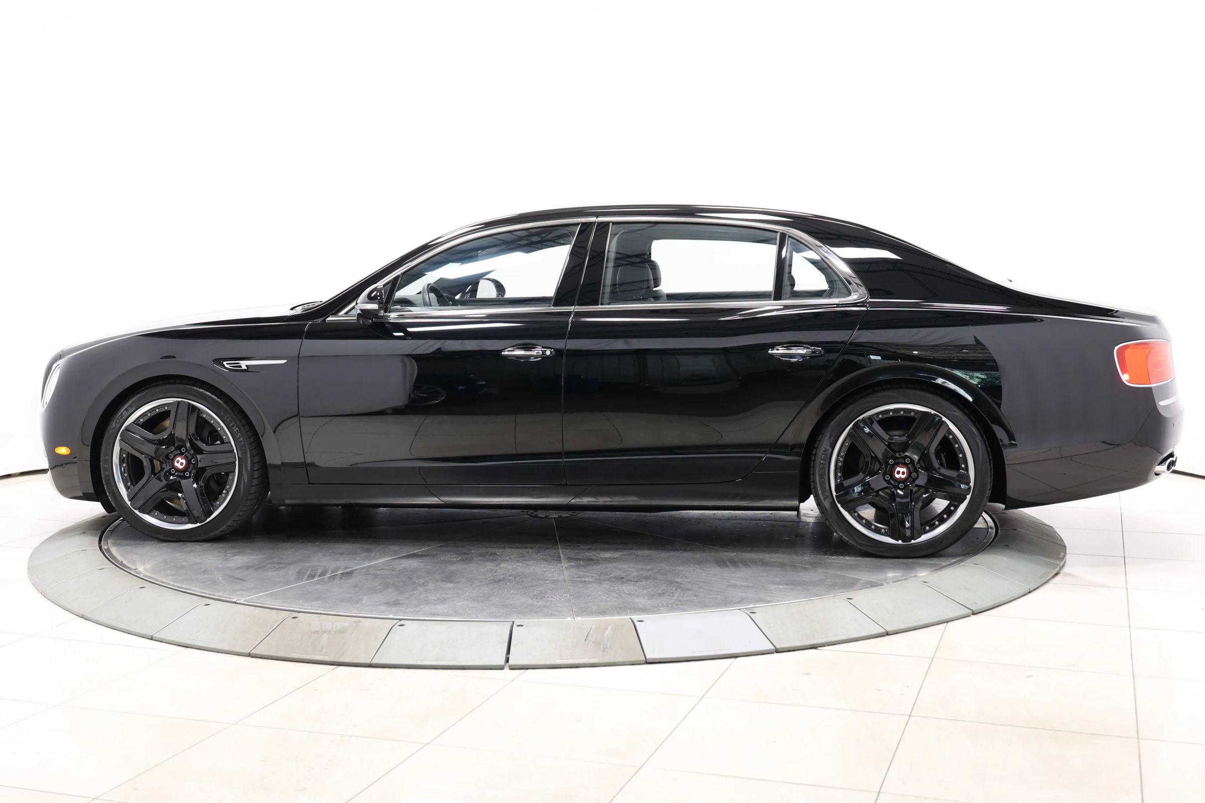 Used 2015 Bentley Flying Spur V8 AWD/4WD image 9