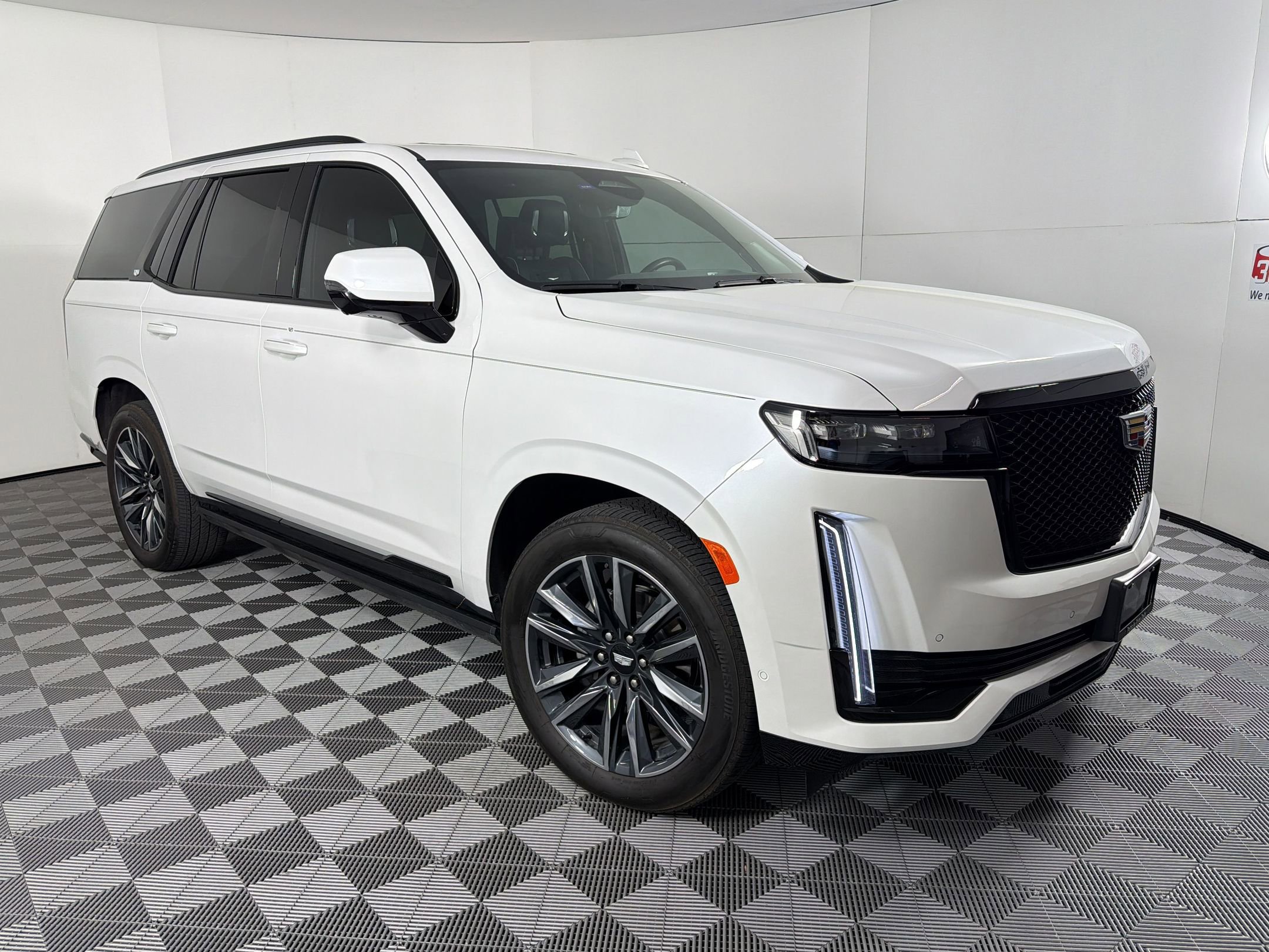 Used 2023 Cadillac Escalade Sport Platinum w/ Heavy-Duty Trailer Package image 7