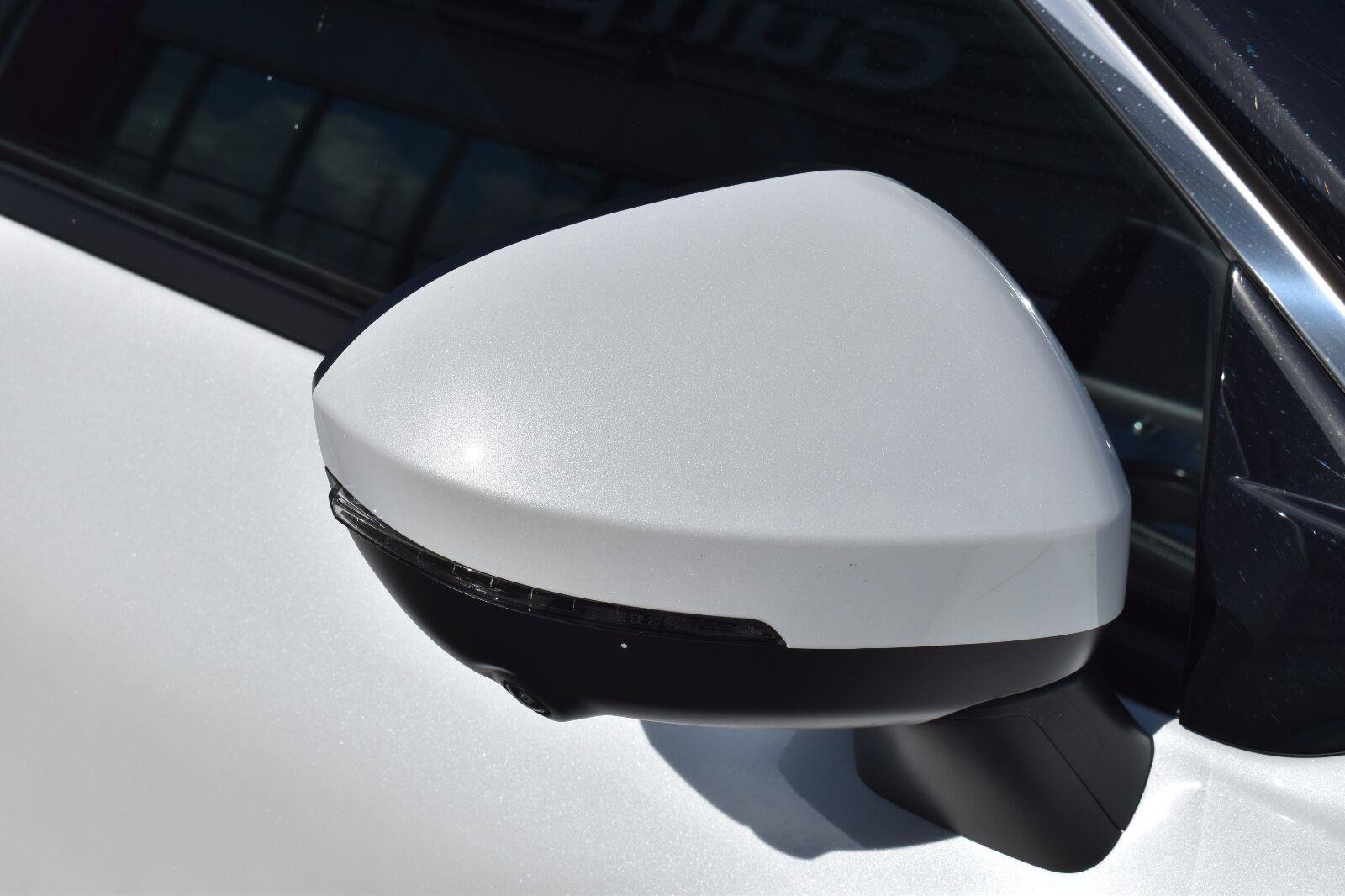 Used 2025 Nissan Rogue Platinum w/ Platinum Premium Package FWD image 16