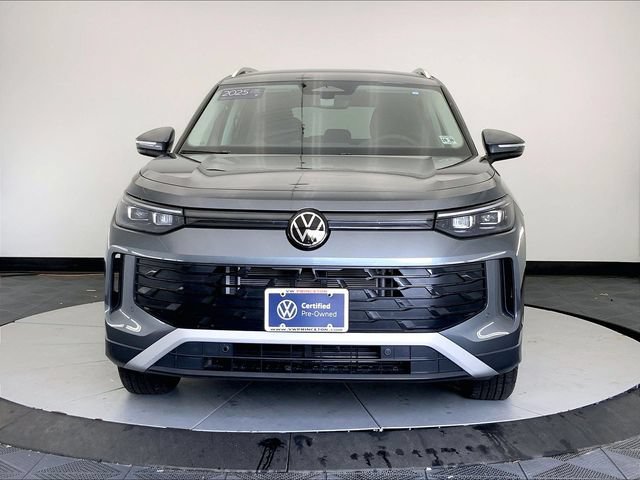 Certified 2025 Volkswagen Tiguan S AWD/4WD image 8