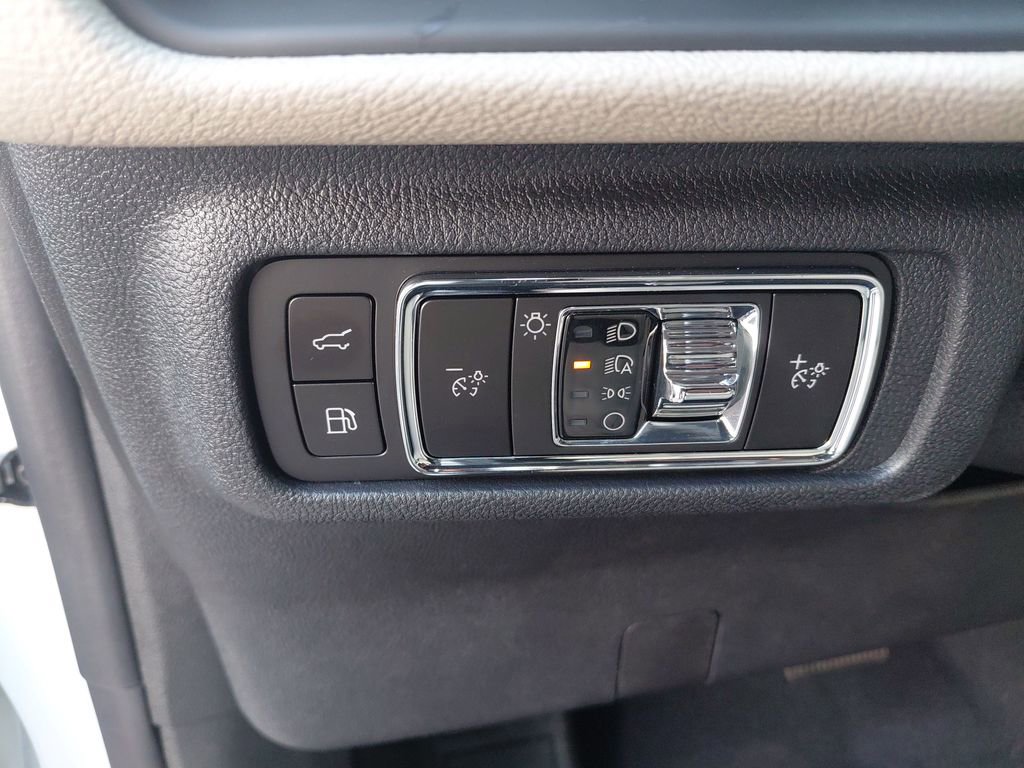 New 2026 Lincoln Corsair Grand Touring AWD/4WD image 16