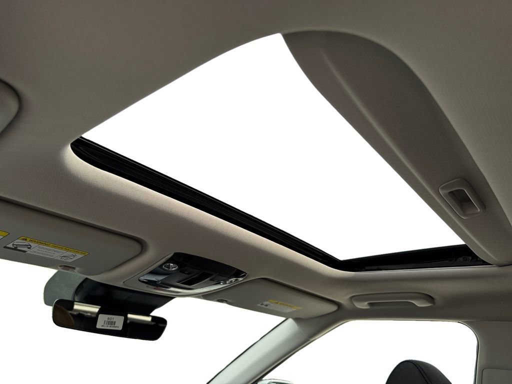 New 2026 Kia Seltos SX w/ SX Sunroof Package AWD/4WD image 14