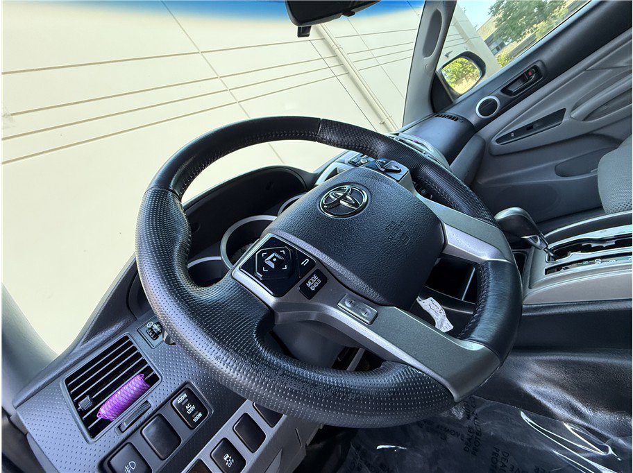 Used 2014 Toyota Tacoma PreRunner RWD image 19