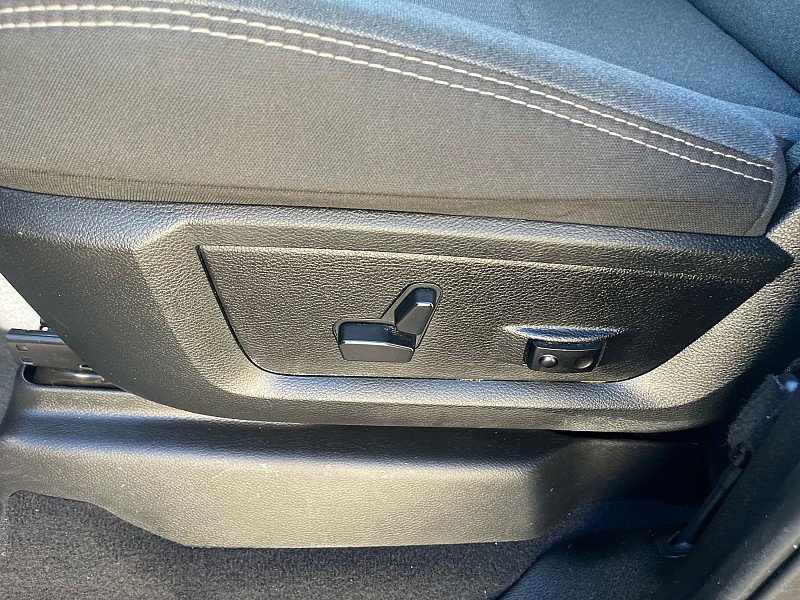 Used 2024 RAM 2500 Big Horn w/ Night Edition AWD/4WD image 23