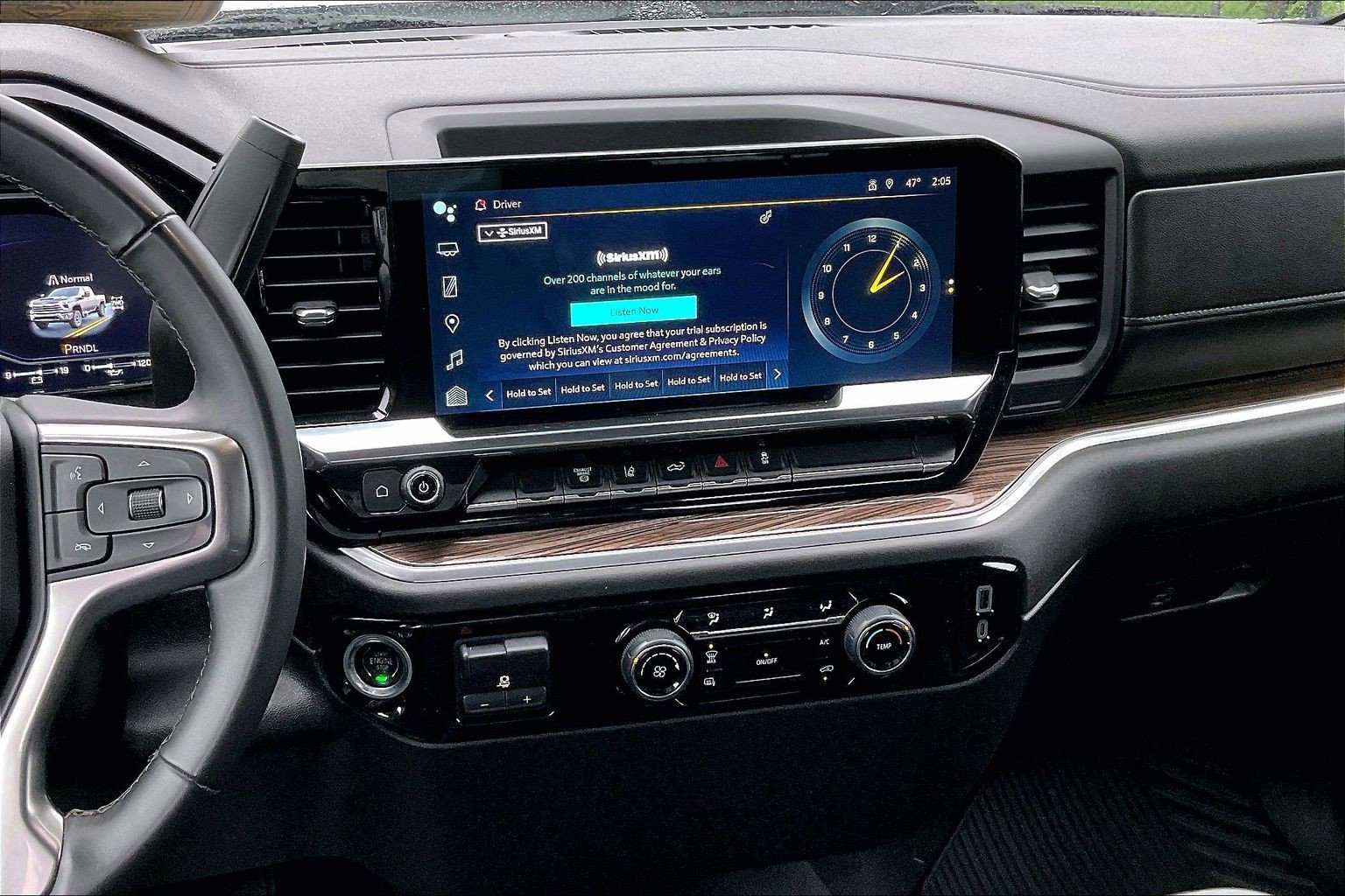 Used 2024 Chevrolet Silverado 2500 LT image 5