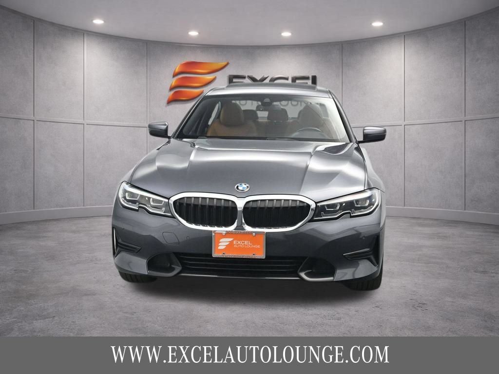 Used 2022 BMW 330i xDrive Sedan w/ Driving Assistance Package AWD/4WD image 12