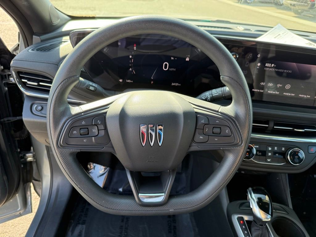Certified 2025 Buick Envista Preferred image 21