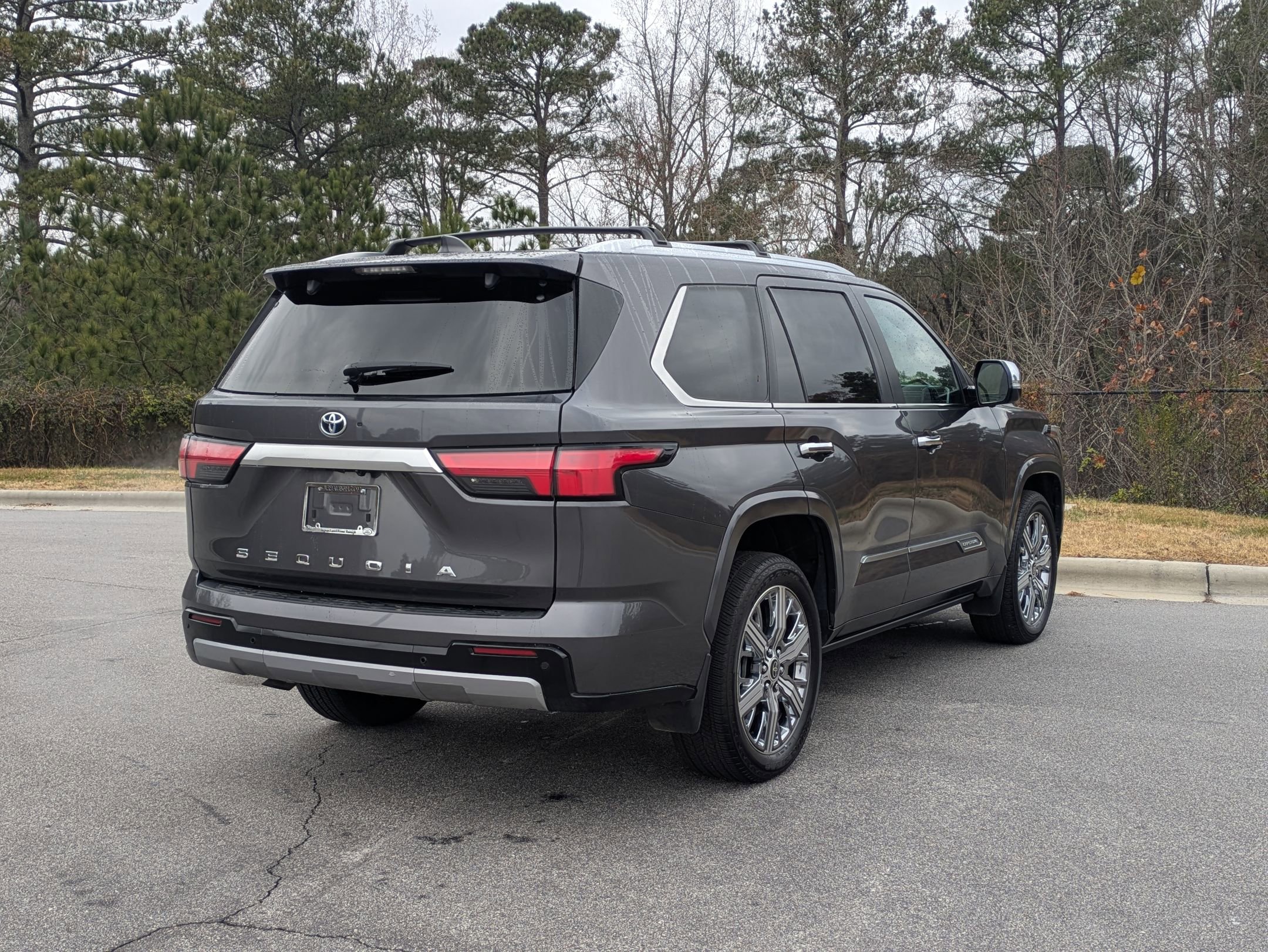 Used 2024 Toyota Sequoia Capstone image 5