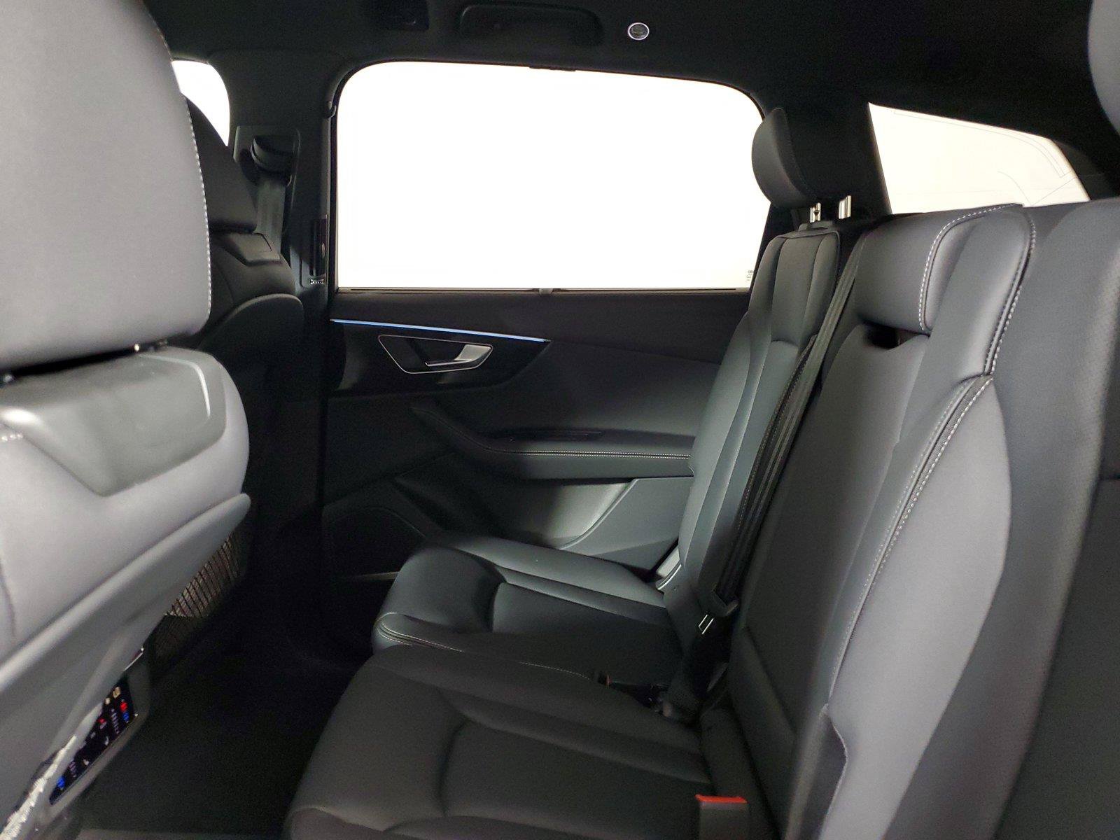New 2026 Audi Q7 2.0T Premium Plus AWD/4WD image 12