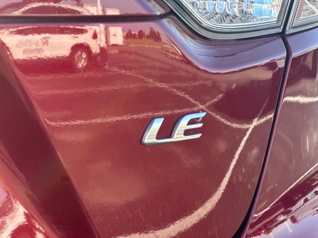Used 2023 Toyota Corolla LE FWD image 4