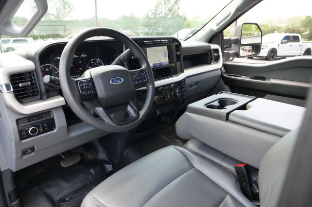 Used 2023 Ford F350 XL w/ 360-Degree Camera Package AWD/4WD image 21