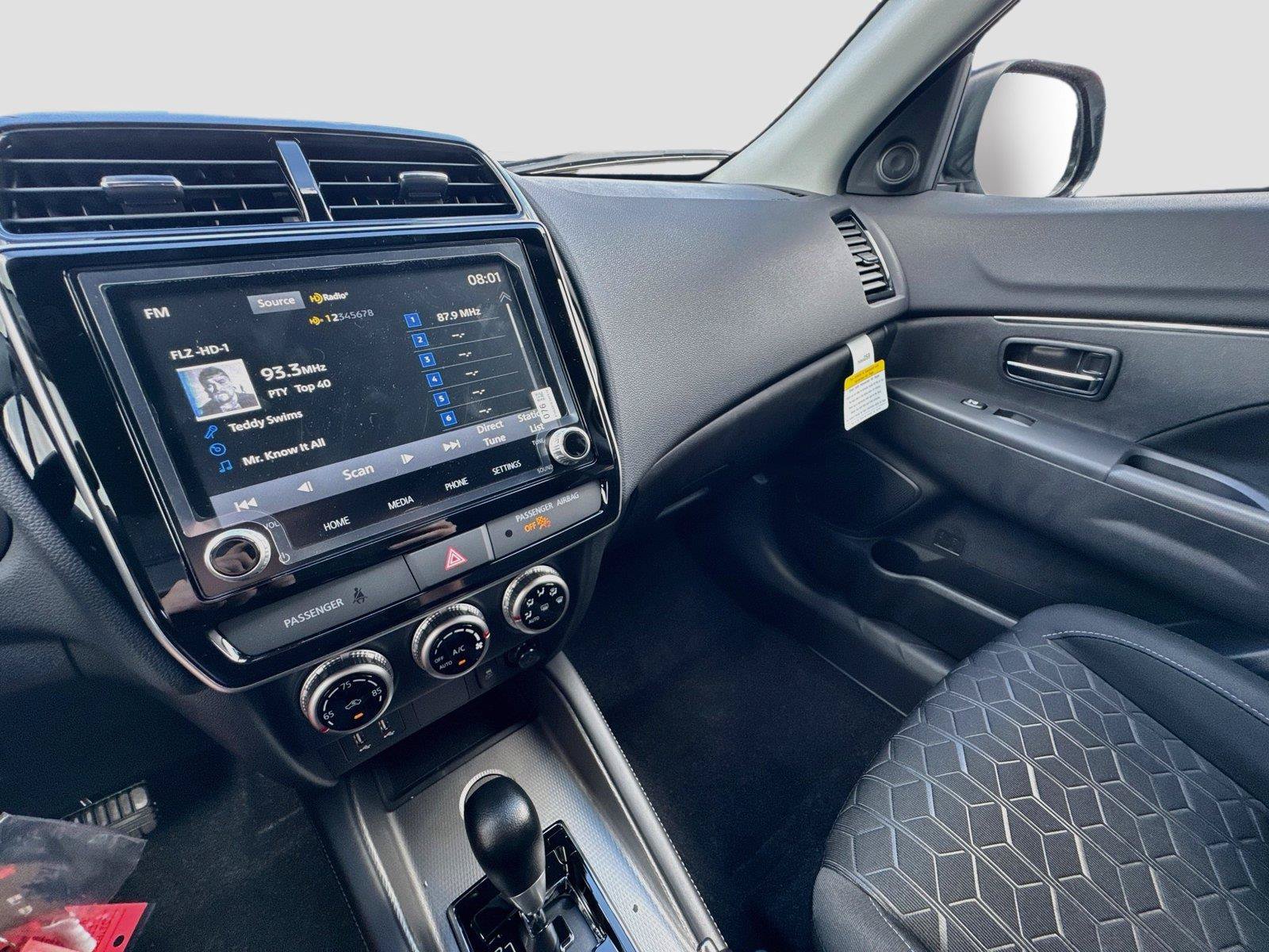New 2027 Mitsubishi Outlander Sport FWD image 15