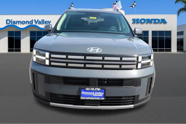 Used 2025 Hyundai Santa Fe SEL image 2