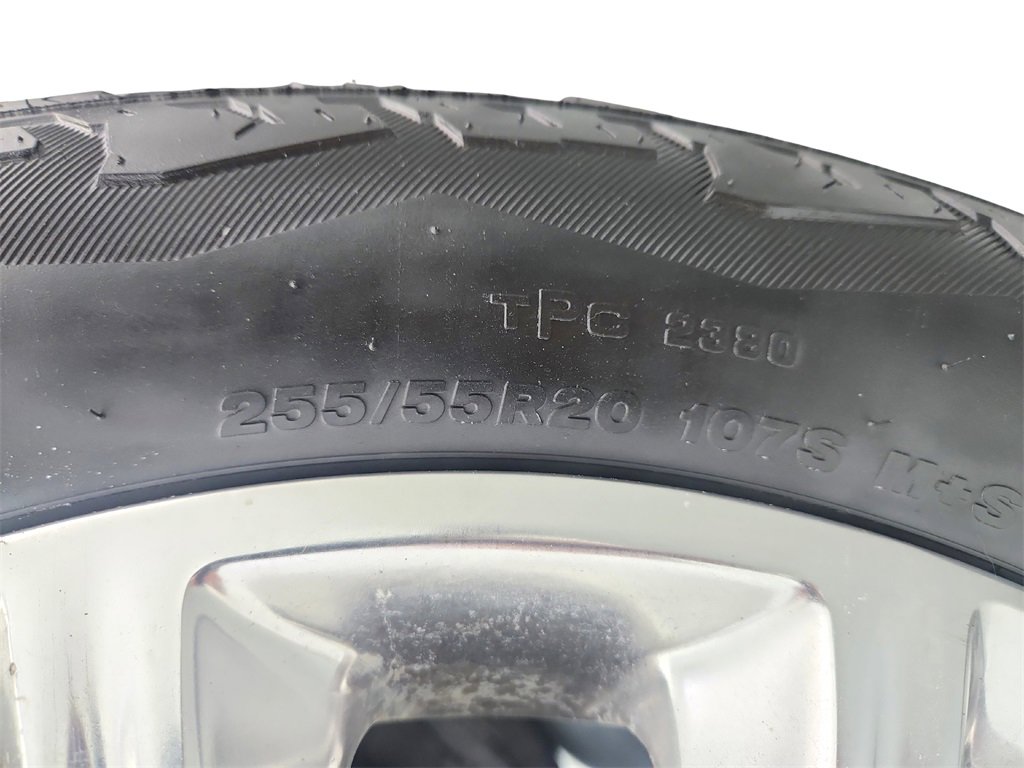 Used 2020 Buick Enclave Essence image 38