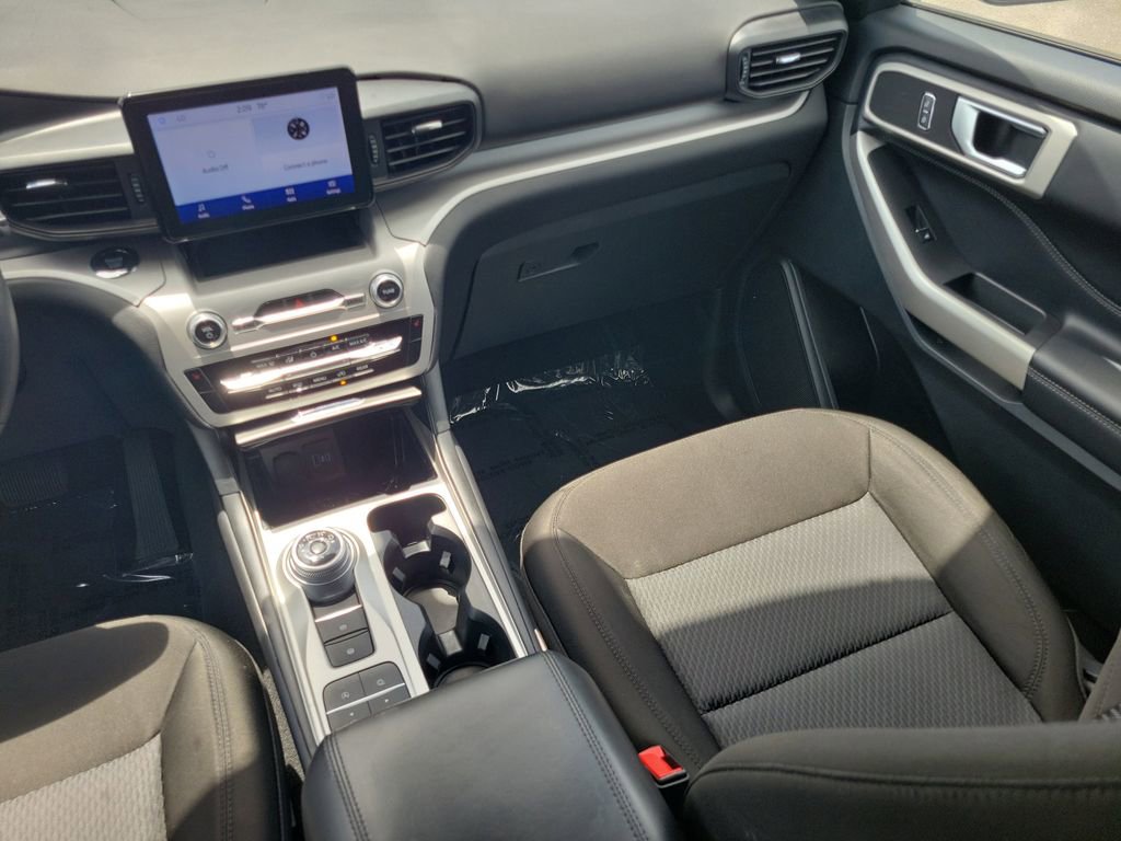 Used 2023 Ford Explorer XLT RWD image 18