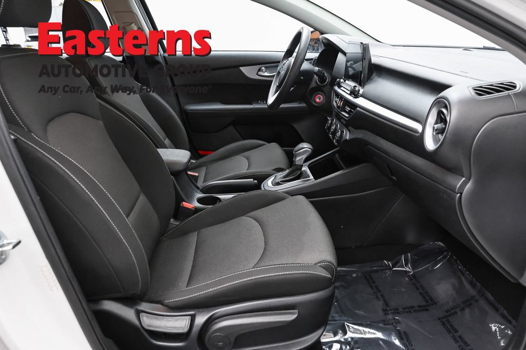 Used 2023 Kia Forte LXS FWD image 26