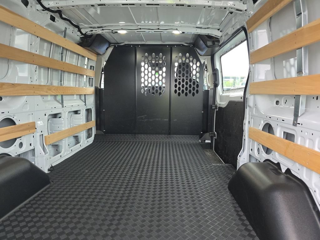 Used 2025 Ford Transit 250 Low Roof w/ Exterior Upgrade Package RWD image 13