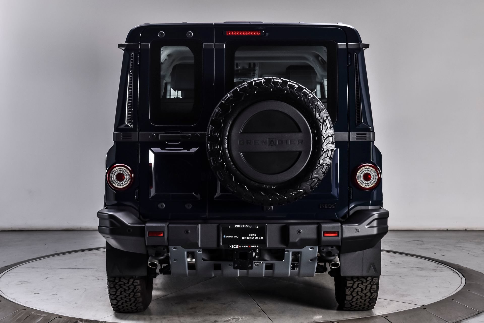 Used 2025 INEOS Grenadier Station Wagon AWD/4WD image 4