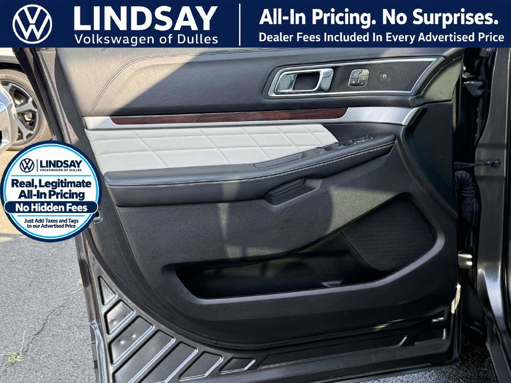 Used 2016 Ford Explorer Platinum AWD/4WD image 8
