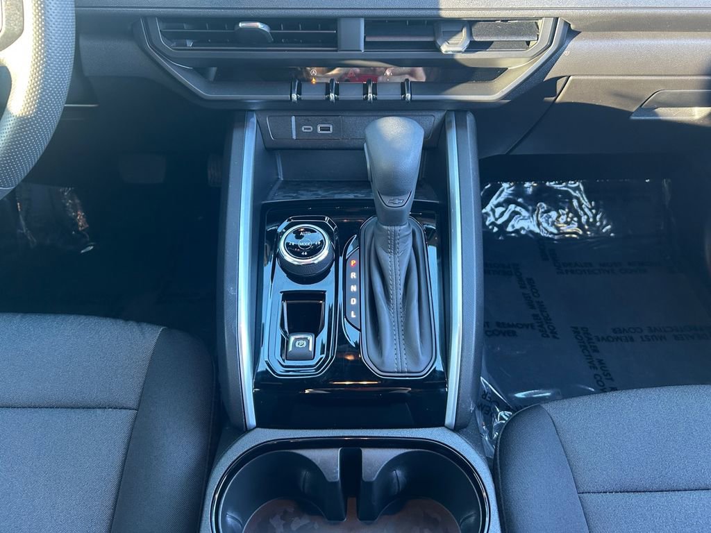 Used 2024 Chevrolet Colorado Trail Boss w/ Technology Package image 13