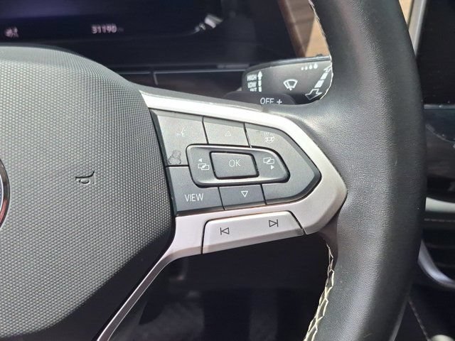 Used 2025 Volkswagen Atlas SE FWD image 21