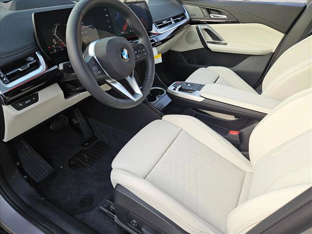 Used 2026 BMW X1 xDrive28i w/ Technology Package AWD/4WD image 9