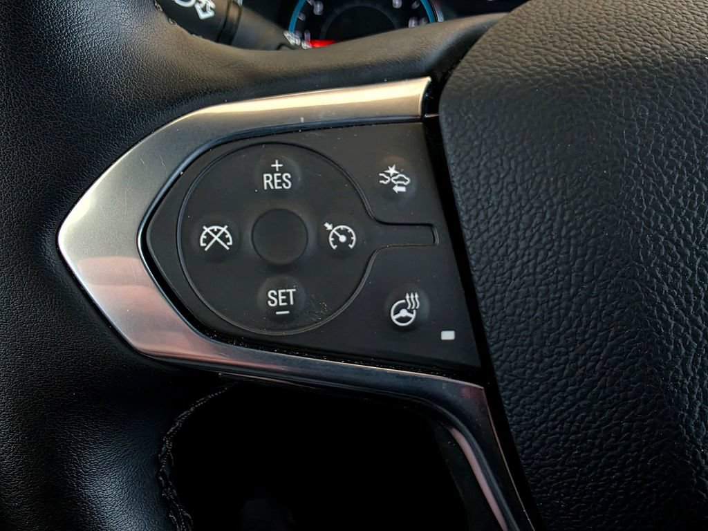 Used 2023 Chevrolet Traverse LT FWD image 27