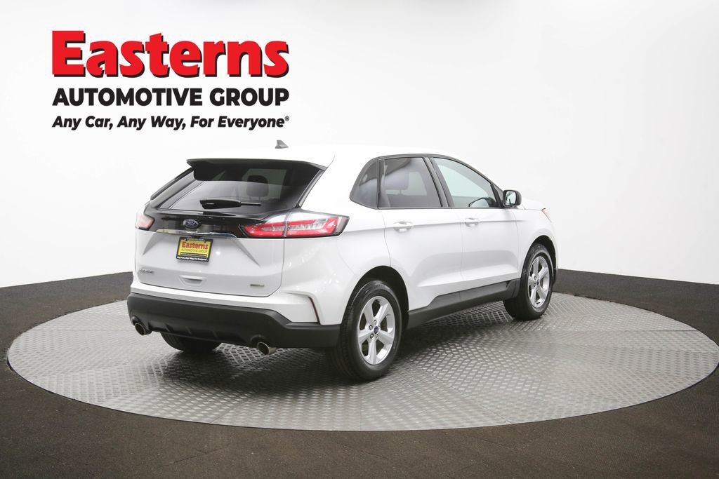 Used 2020 Ford Edge SE image 39