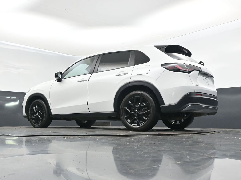 Used 2024 Honda HR-V Sport image 40