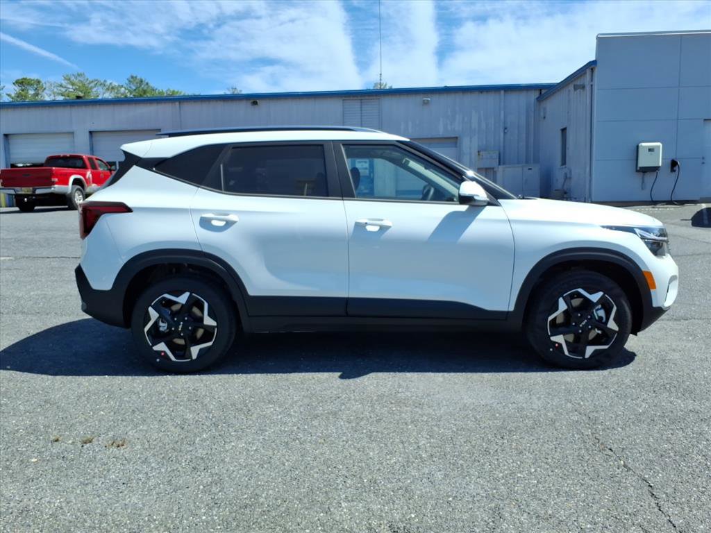 New 2026 Kia Seltos S image 3