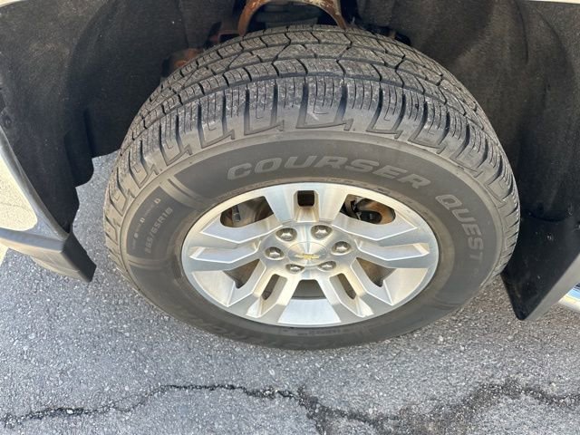 Used 2018 Chevrolet Silverado 1500 LT w/ All Star Edition AWD/4WD image 10