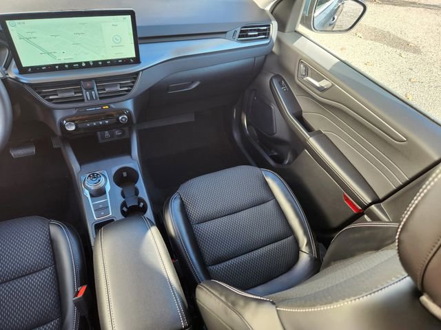 New 2026 Ford Escape SE w/ Class II Trailer Tow Package image 12