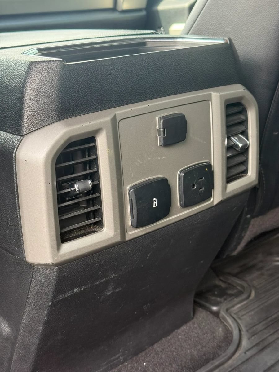 Used 2019 Ford F350 Lariat w/ Lariat Value Package AWD/4WD image 20