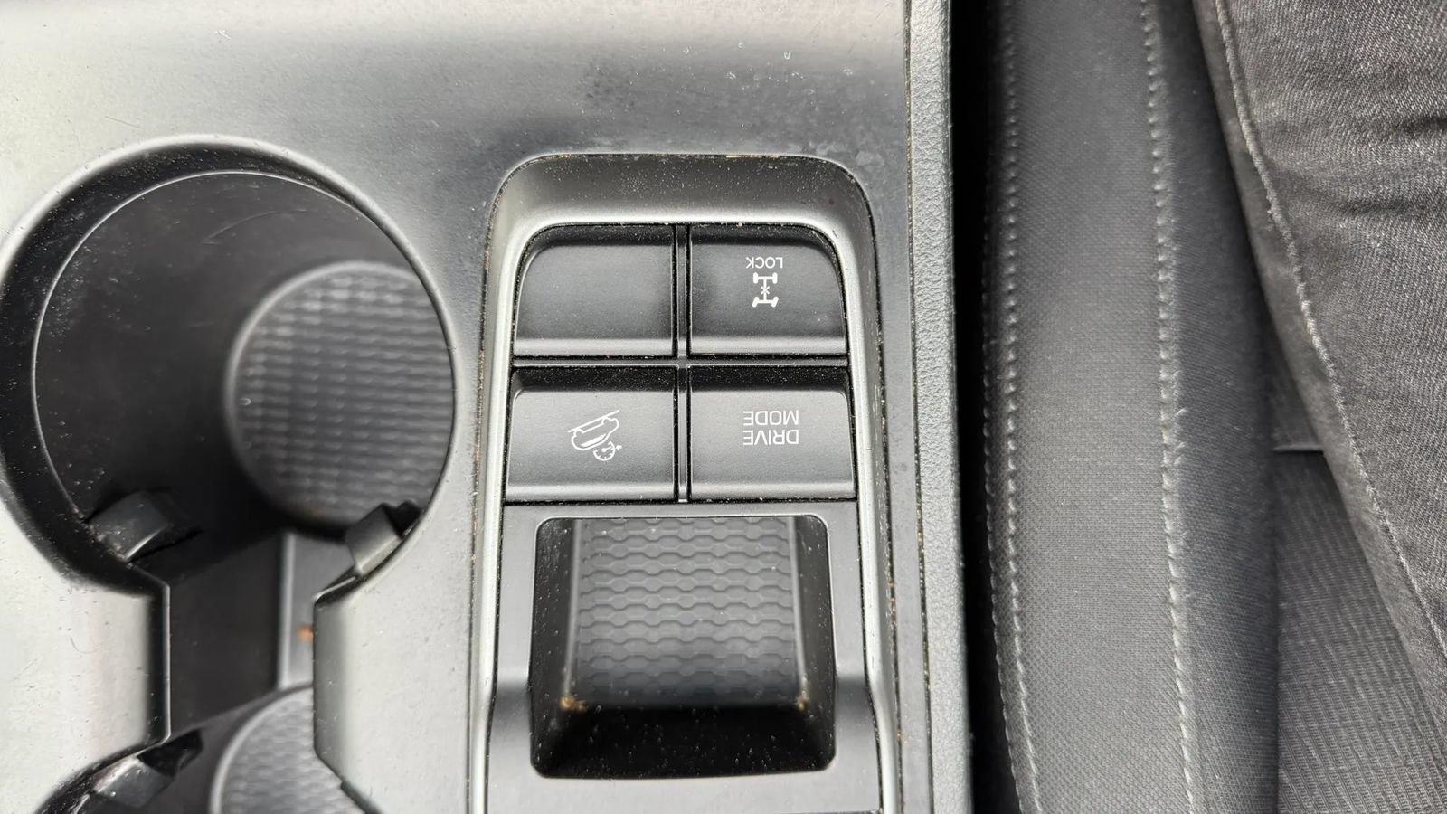 Used 2017 Hyundai Tucson Sport AWD/4WD image 20