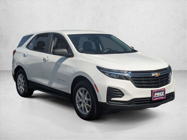 Used 2022 Chevrolet Equinox LS AWD/4WD image 3