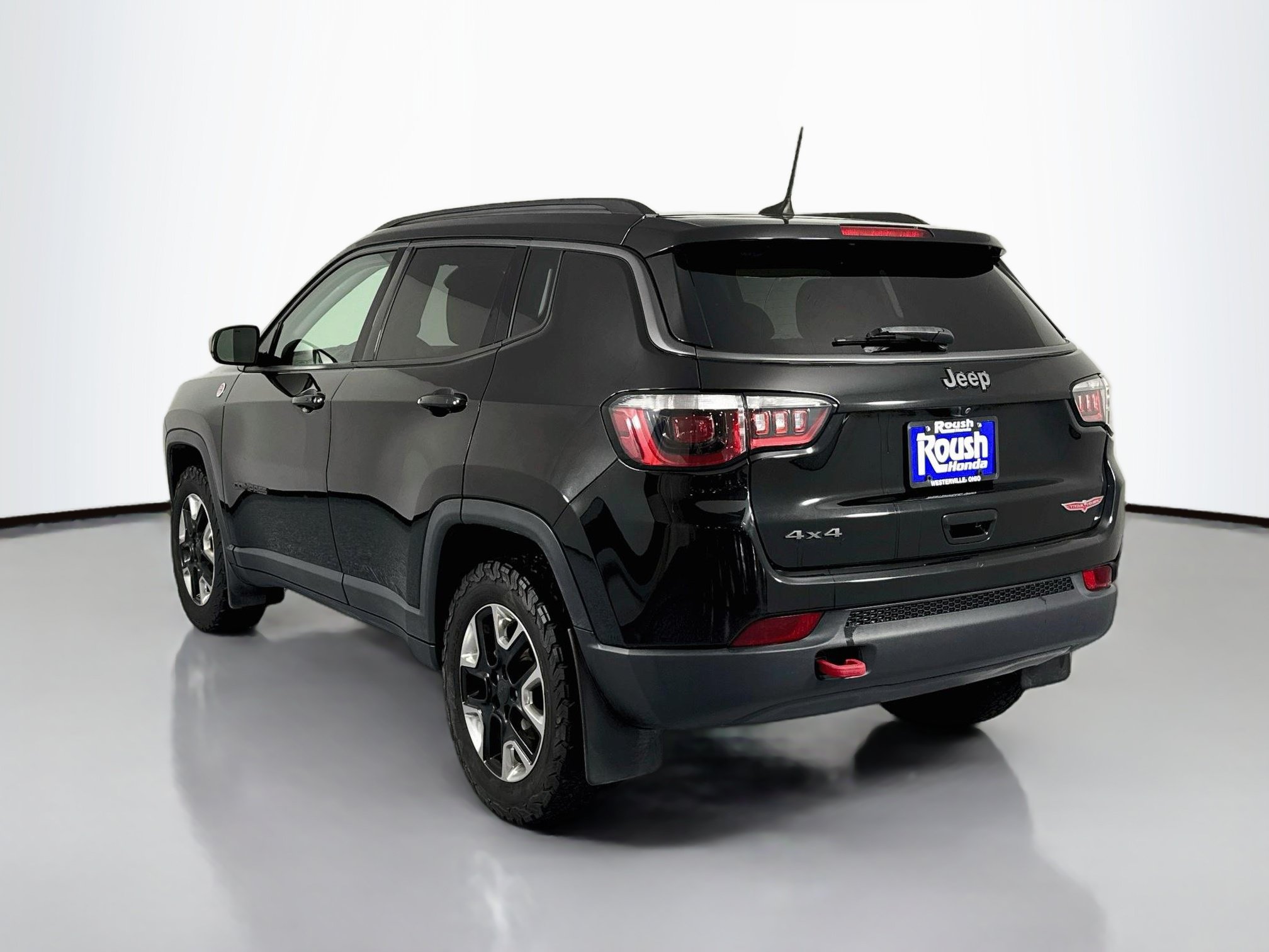 Used 2018 Jeep Compass Trailhawk w/ Leather Interior Group AWD/4WD image 7
