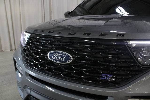 Used 2023 Ford Explorer ST-Line w/ Class IV Trailer Tow Package AWD/4WD image 36