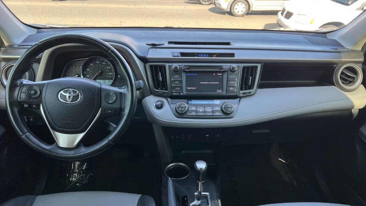 Used 2015 Toyota RAV4 Limited FWD image 10