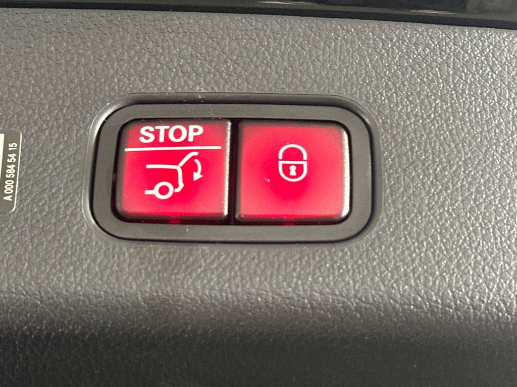 Certified 2026 Mercedes-Benz GLC 300 4MATIC image 21