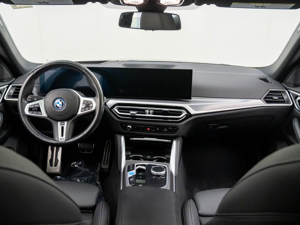 Used 2023 BMW i4 M50 w/ Premium Package image 9