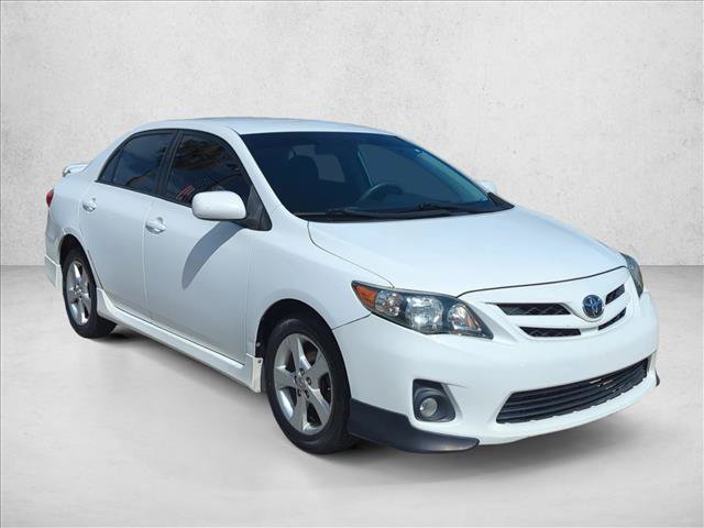 Used 2013 Toyota Corolla S FWD video 3