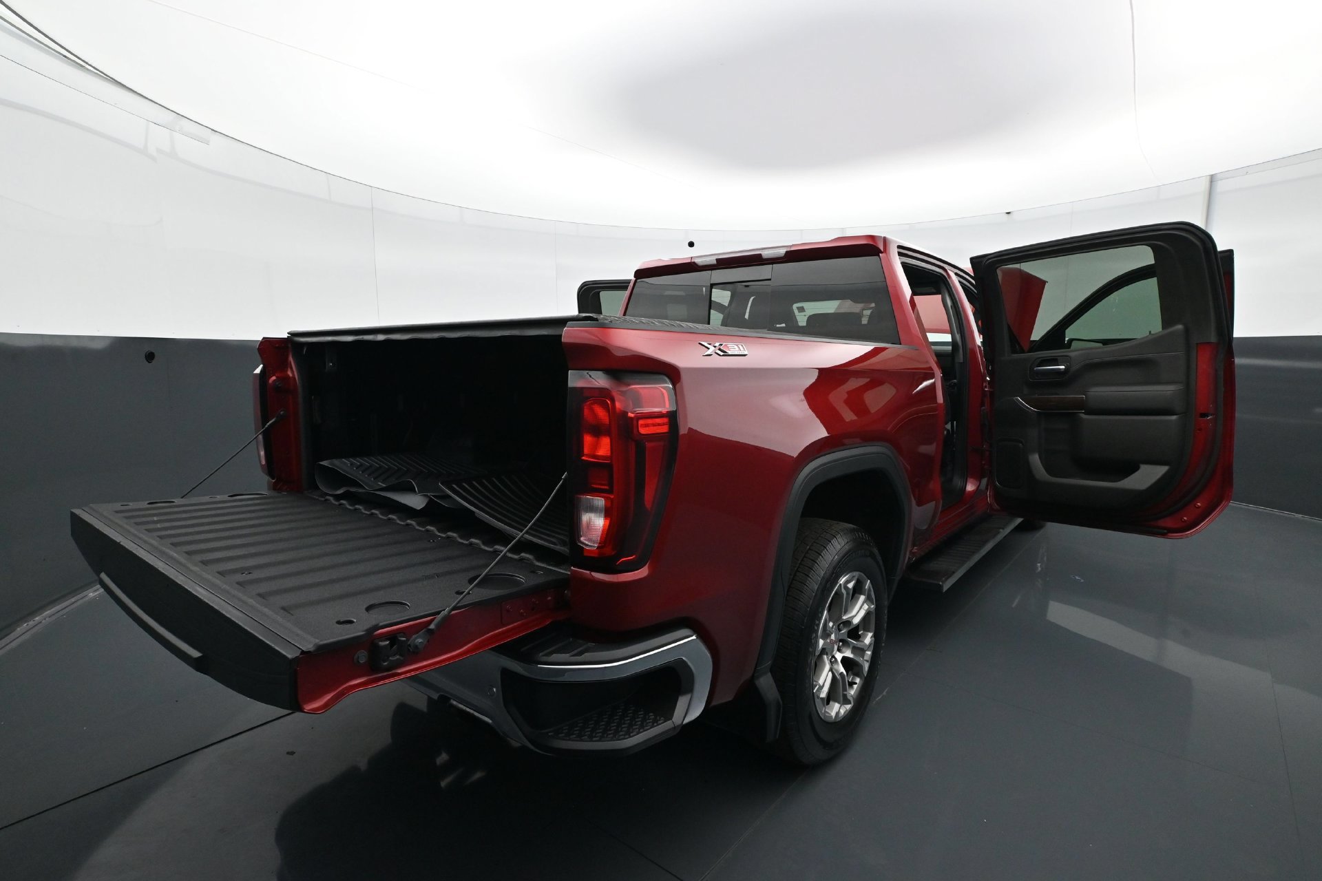 Used 2020 GMC Sierra 1500 SLE w/ SLE Value Package AWD/4WD image 34