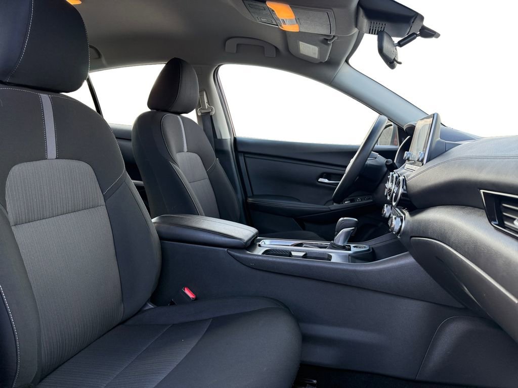 Certified 2025 Nissan Sentra SV image 15