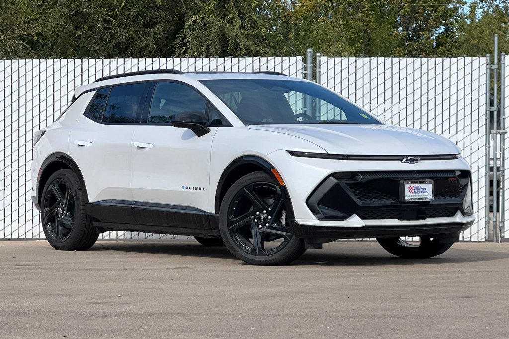 New 2025 Chevrolet Equinox EV RS image 2