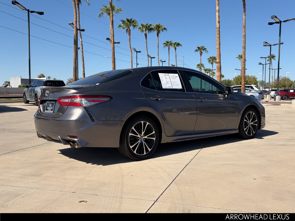 Used 2018 Toyota Camry SE FWD image 7