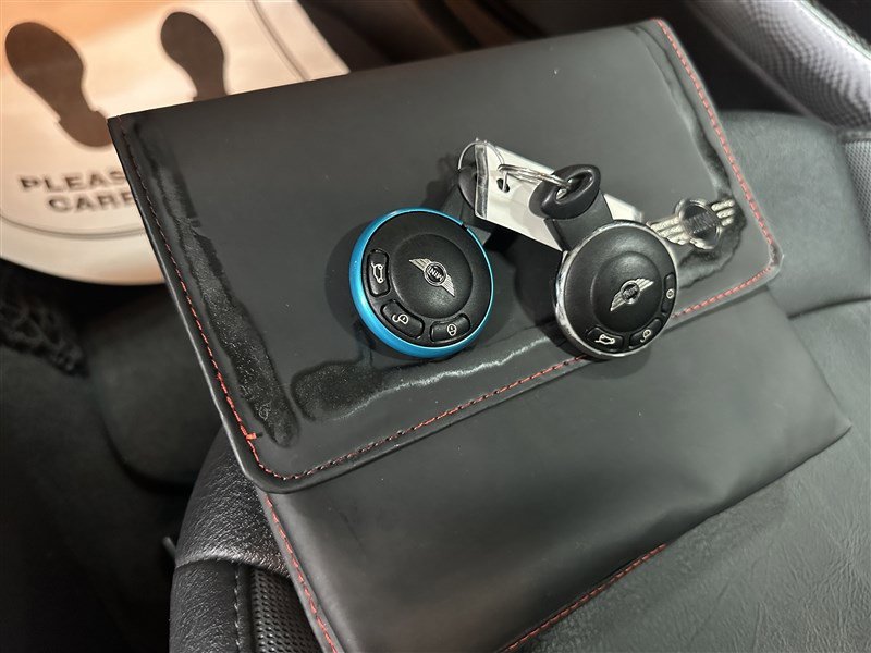 Used 2010 MINI Cooper S FWD image 24