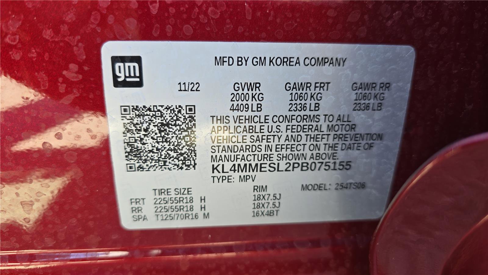 Used 2023 Buick Encore GX Select w/ Sport Touring Package AWD/4WD image 29