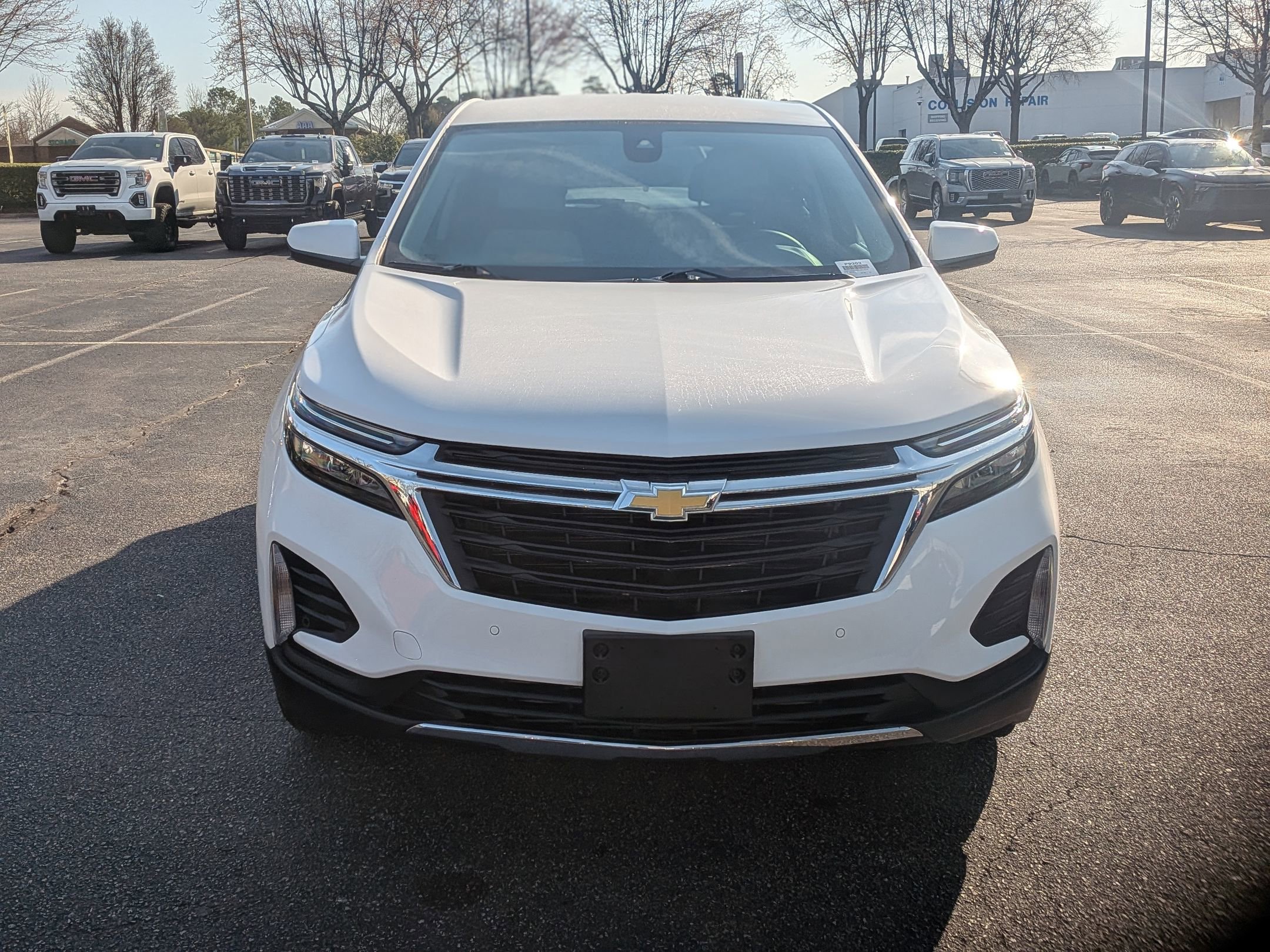 Certified 2024 Chevrolet Equinox LT w/ LPO, Floor Liner Package image 3