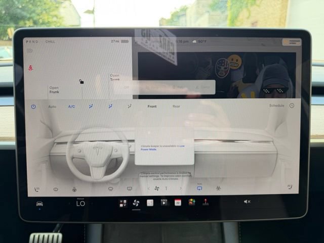 Used 2024 Tesla Model Y Performance AWD/4WD image 31