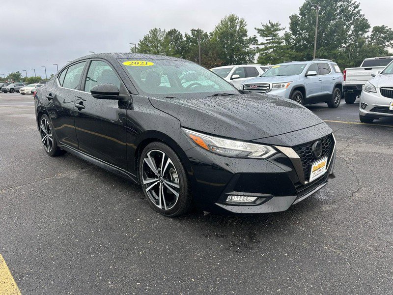 Used 2021 Nissan Sentra SR image 2